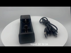 Yeniden şarj edilebilir 18650 lityum iyonlu pil hücresi 1 slot şarj cihazı