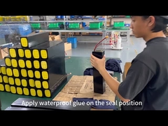 Lityum pil paketinin mühür pozisyonuna su geçirmez yapıştırıcı uygulayın.