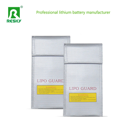 satın al Fireproof Explosion Proof Waterproof 20 X 10cm Silver Glass Fiber RC LiPo Battery Bag For Battery Charging Çevrimiçi üretim