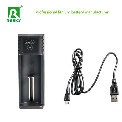 18650 26650 21700 Li-ion Pil USB şarj cihazı Tek yuva Akıllı şarj cihazı 4.2V